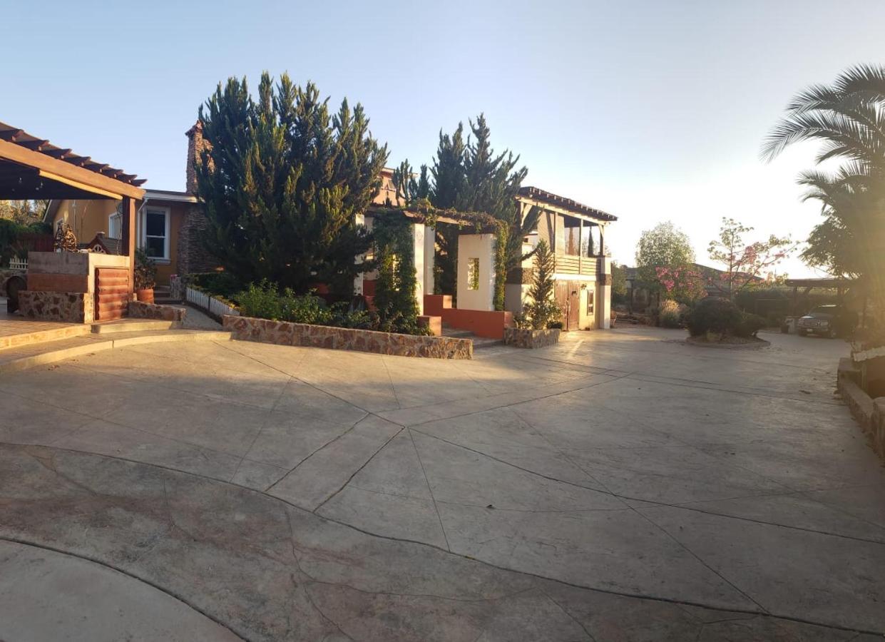 Hotel Tierra Mia Hacienda Ruta Del Vino Valle de Guadalupe Esterno foto